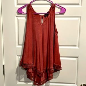 Womens Flowy Tank